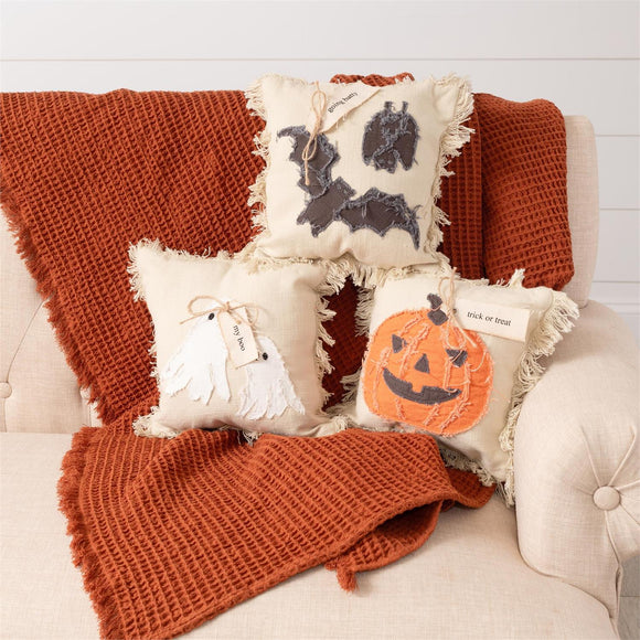 Raggedy Halloween Pillow